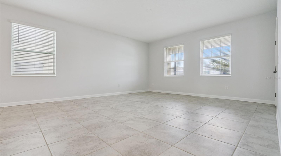 KISSIMMEE, Florida 34746, 4 Bedrooms Bedrooms, ,2 BathroomsBathrooms,Residential,For Sale,CRESCENT MOON,0,MFRP4939276