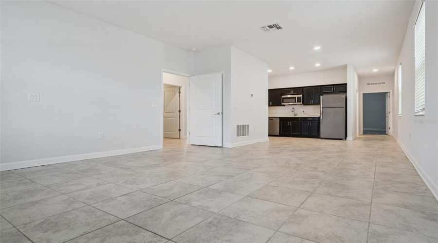 KISSIMMEE, Florida 34746, 4 Bedrooms Bedrooms, ,2 BathroomsBathrooms,Residential,For Sale,CRESCENT MOON,0,MFRP4939276