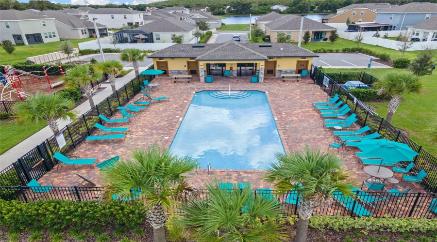 KISSIMMEE, Florida 34746, 4 Bedrooms Bedrooms, ,2 BathroomsBathrooms,Residential,For Sale,CRESCENT MOON,0,MFRP4939276