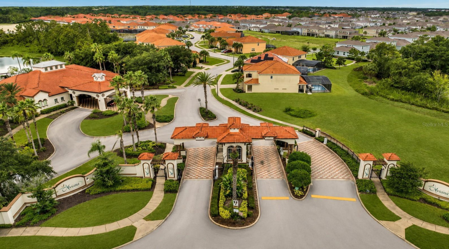 DAVENPORT, Florida 33837, 6 Bedrooms Bedrooms, ,5 BathroomsBathrooms,Residential,For Sale,VIOLA,0,MFRO6420829