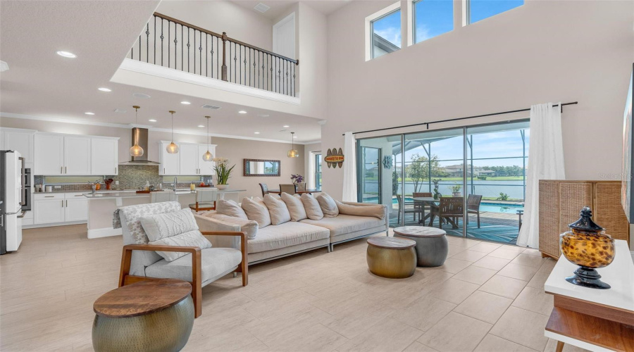 ORLANDO, Florida 32836, 5 Bedrooms Bedrooms, ,5 BathroomsBathrooms,Residential,For Sale,ROYAL ESTATES,0,MFRO6423975