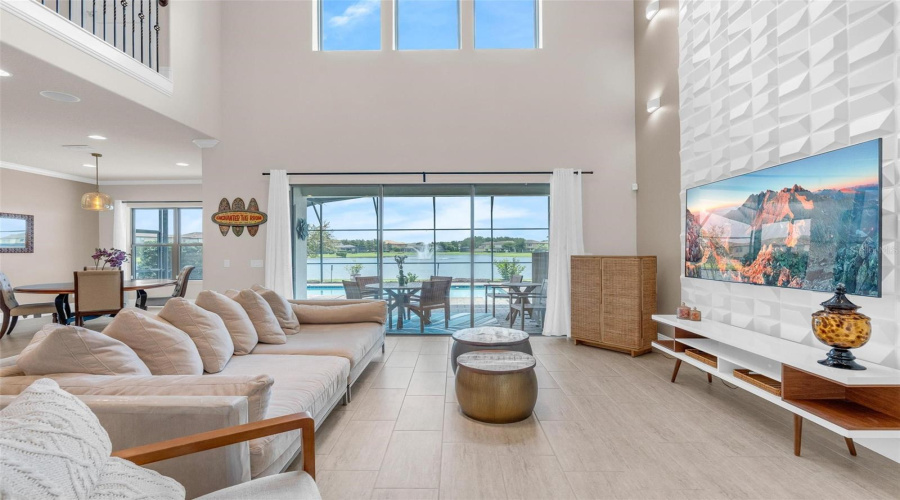 ORLANDO, Florida 32836, 5 Bedrooms Bedrooms, ,5 BathroomsBathrooms,Residential,For Sale,ROYAL ESTATES,0,MFRO6423975