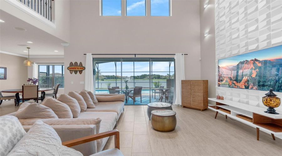 ORLANDO, Florida 32836, 5 Bedrooms Bedrooms, ,5 BathroomsBathrooms,Residential,For Sale,ROYAL ESTATES,0,MFRO6423975