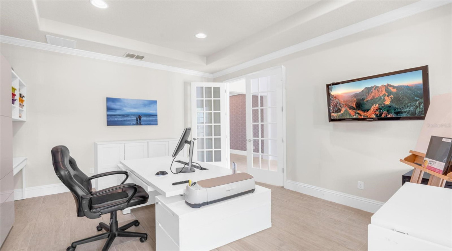 ORLANDO, Florida 32836, 5 Bedrooms Bedrooms, ,5 BathroomsBathrooms,Residential,For Sale,ROYAL ESTATES,0,MFRO6423975