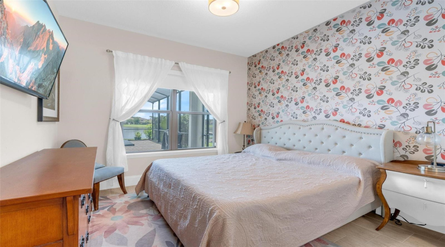 ORLANDO, Florida 32836, 5 Bedrooms Bedrooms, ,5 BathroomsBathrooms,Residential,For Sale,ROYAL ESTATES,0,MFRO6423975