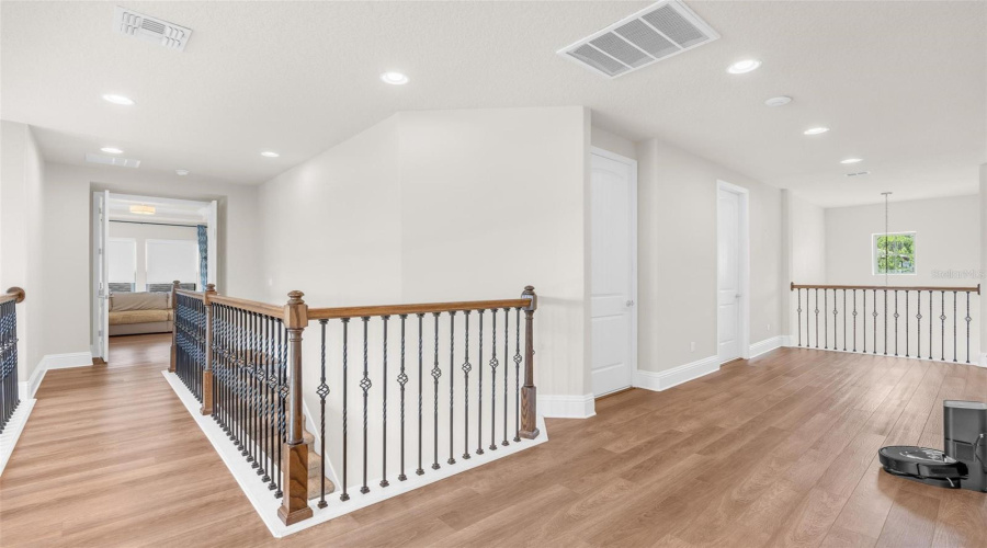 ORLANDO, Florida 32836, 5 Bedrooms Bedrooms, ,5 BathroomsBathrooms,Residential,For Sale,ROYAL ESTATES,0,MFRO6423975