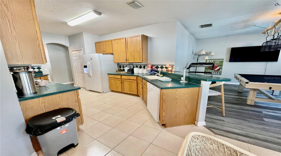KISSIMMEE, Florida 34746, 3 Bedrooms Bedrooms, ,2 BathroomsBathrooms,Residential,For Sale,BIEL,0,MFRO6424298