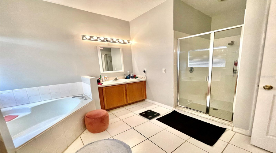 KISSIMMEE, Florida 34746, 3 Bedrooms Bedrooms, ,2 BathroomsBathrooms,Residential,For Sale,BIEL,0,MFRO6424298
