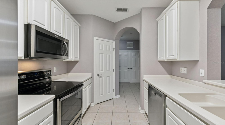 DAVENPORT, Florida 33896, 3 Bedrooms Bedrooms, ,2 BathroomsBathrooms,Residential,For Sale,VENEZIA,0,MFRO6423624
