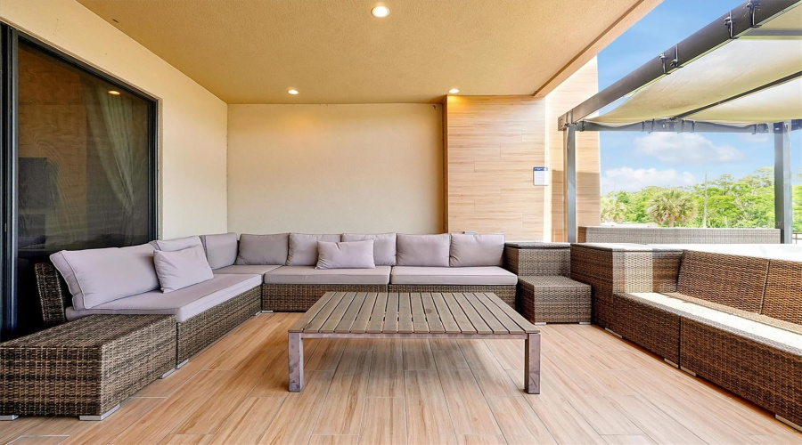 KISSIMMEE, Florida 34747, 3 Bedrooms Bedrooms, ,3 BathroomsBathrooms,Residential,For Sale,ROCKEFELLER,0,MFRO6424190