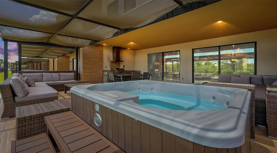 KISSIMMEE, Florida 34747, 3 Bedrooms Bedrooms, ,3 BathroomsBathrooms,Residential,For Sale,ROCKEFELLER,0,MFRO6424190