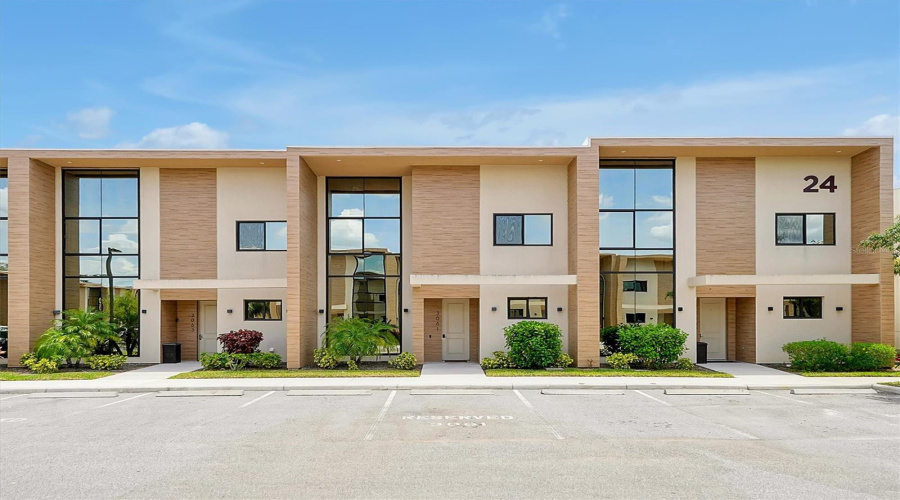 KISSIMMEE, Florida 34747, 3 Bedrooms Bedrooms, ,3 BathroomsBathrooms,Residential,For Sale,ROCKEFELLER,0,MFRO6424190