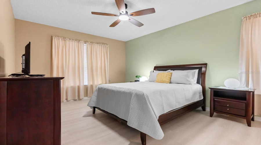 KISSIMMEE, Florida 34746, 6 Bedrooms Bedrooms, ,5 BathroomsBathrooms,Residential,For Sale,GOLDEN BEACH,0,MFRO6424345