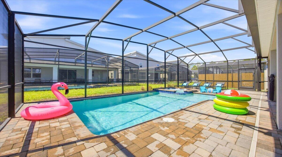 KISSIMMEE, Florida 34746, 8 Bedrooms Bedrooms, ,5 BathroomsBathrooms,Residential,For Sale,TARGET,0,MFRO6424395