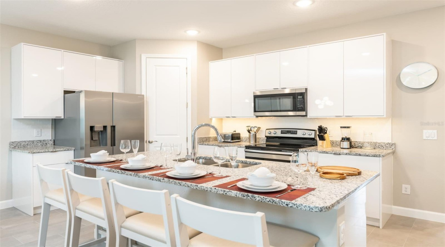 KISSIMMEE, Florida 34747, 4 Bedrooms Bedrooms, ,4 BathroomsBathrooms,Residential,For Sale,FORMOSA VALLEY,0,MFRO6424223