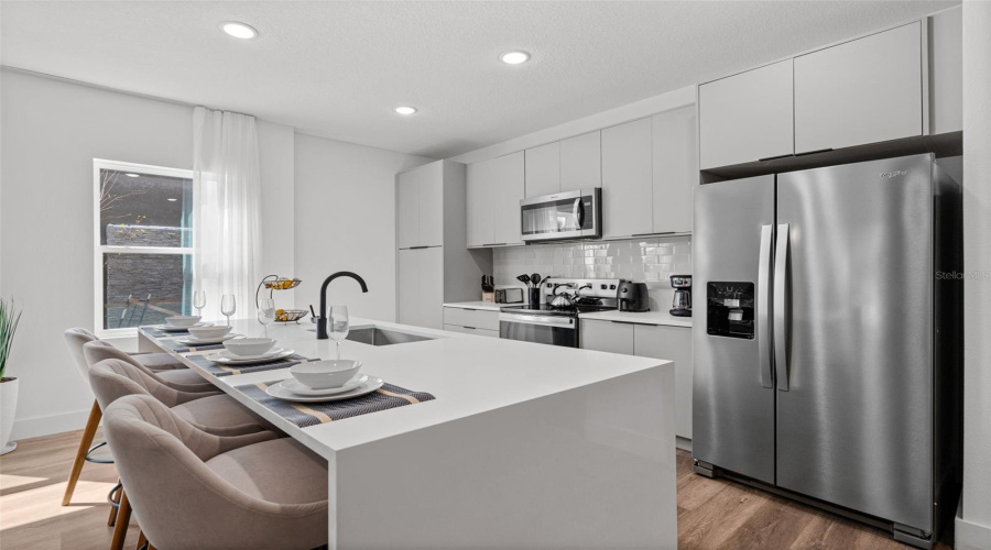 KISSIMMEE, Florida 34747, 5 Bedrooms Bedrooms, ,4 BathroomsBathrooms,Residential,For Sale,BORACAY,0,MFRO6424414
