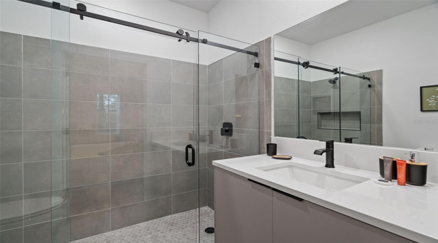 KISSIMMEE, Florida 34747, 5 Bedrooms Bedrooms, ,4 BathroomsBathrooms,Residential,For Sale,BORACAY,0,MFRO6424414