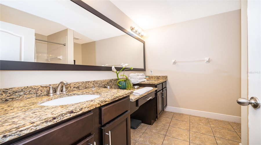 DAVENPORT, Florida 33896, 3 Bedrooms Bedrooms, ,2 BathroomsBathrooms,Residential,For Sale,ROSEVILLE,0,MFRO6424447