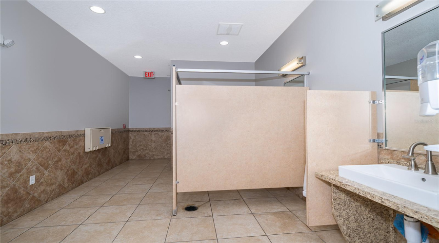 DAVENPORT, Florida 33896, 3 Bedrooms Bedrooms, ,2 BathroomsBathrooms,Residential,For Sale,ROSEVILLE,0,MFRO6424447