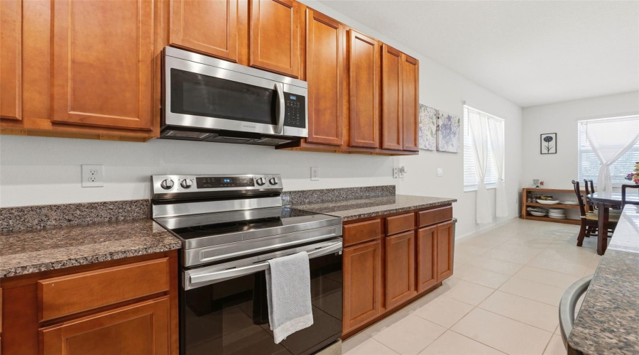 KISSIMMEE, Florida 34746, 5 Bedrooms Bedrooms, ,4 BathroomsBathrooms,Residential,For Sale,MONADO,0,MFRO6424454