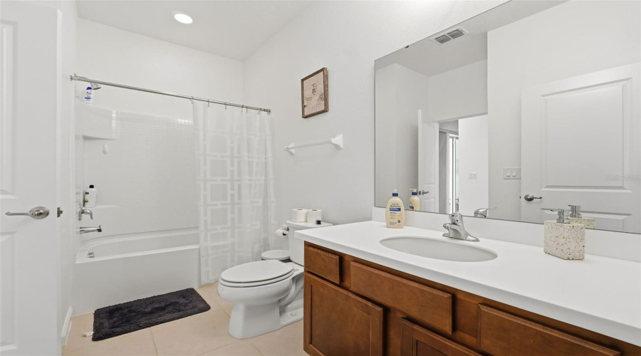 KISSIMMEE, Florida 34746, 5 Bedrooms Bedrooms, ,4 BathroomsBathrooms,Residential,For Sale,MONADO,0,MFRO6424454