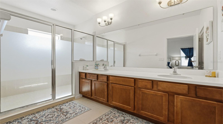KISSIMMEE, Florida 34746, 5 Bedrooms Bedrooms, ,4 BathroomsBathrooms,Residential,For Sale,MONADO,0,MFRO6424454