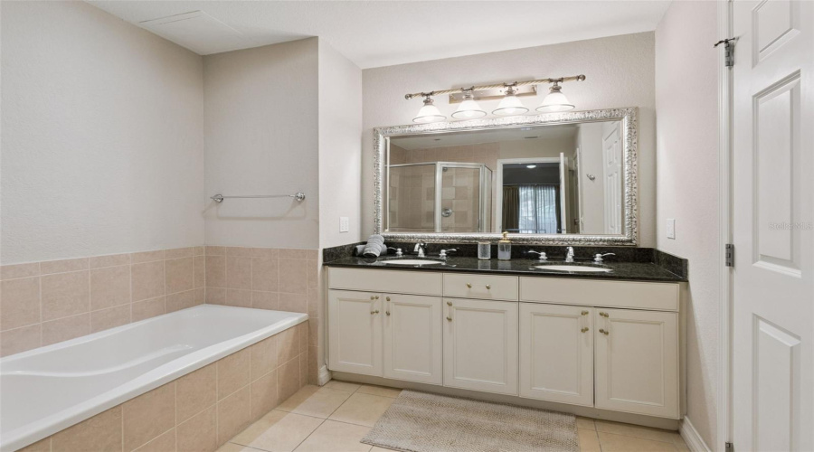 KISSIMMEE, Florida 34747, 3 Bedrooms Bedrooms, ,3 BathroomsBathrooms,Residential,For Sale,SANDY RIDGE DR,0,MFRO6423637
