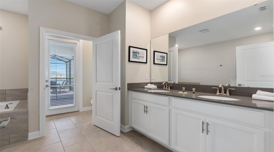 KISSIMMEE, Florida 34746, 8 Bedrooms Bedrooms, ,5 BathroomsBathrooms,Residential,For Sale,BOOKMARK,0,MFRA4697895