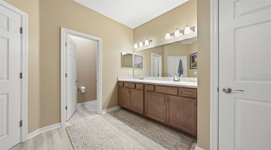 Main Bathroom