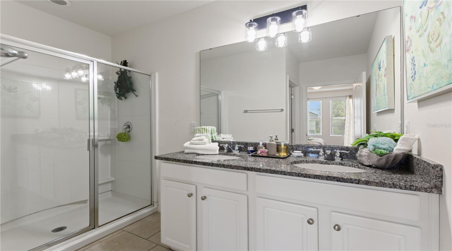 DAVENPORT, Florida 33837, 4 Bedrooms Bedrooms, ,3 BathroomsBathrooms,Residential,For Sale,TERRASONESTA,0,MFRO6422510