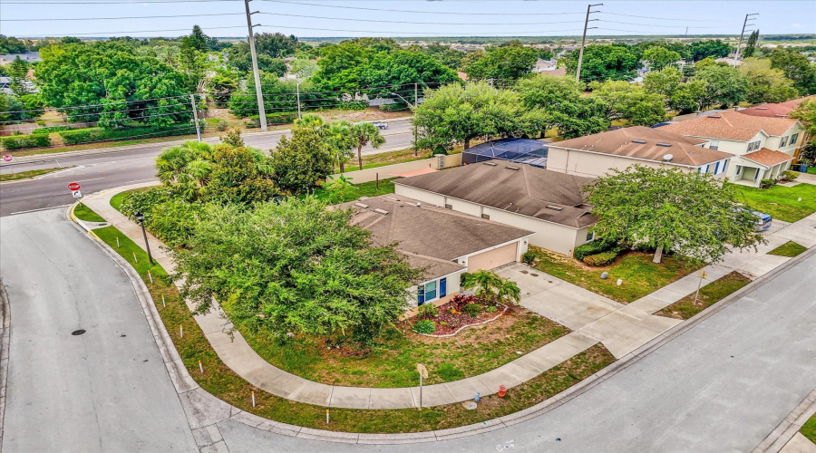 DAVENPORT, Florida 33896, 3 Bedrooms Bedrooms, ,2 BathroomsBathrooms,Residential,For Sale,VERDI,0,MFRO6420296