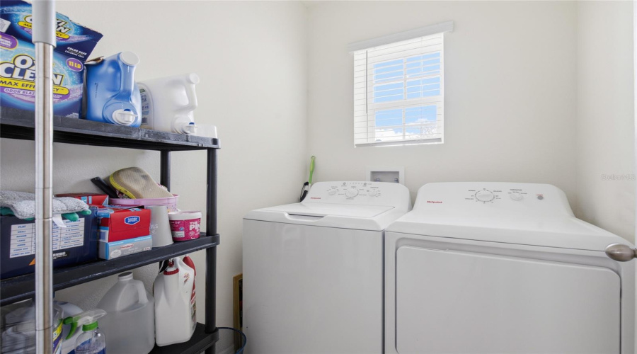 DAVENPORT, Florida 33837, 3 Bedrooms Bedrooms, ,2 BathroomsBathrooms,Residential,For Sale,CUMBERLAND,0,MFRO6424524