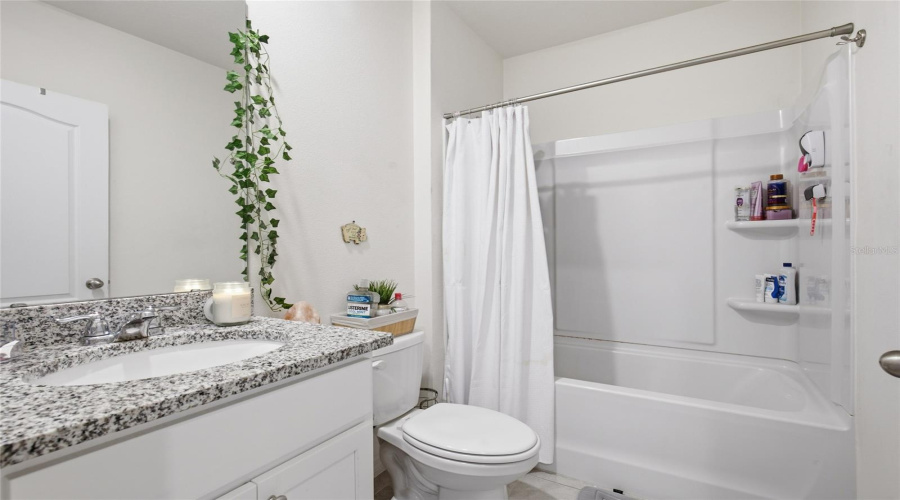 DAVENPORT, Florida 33837, 3 Bedrooms Bedrooms, ,2 BathroomsBathrooms,Residential,For Sale,CUMBERLAND,0,MFRO6424524