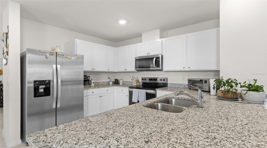 DAVENPORT, Florida 33837, 3 Bedrooms Bedrooms, ,2 BathroomsBathrooms,Residential,For Sale,CUMBERLAND,0,MFRO6424524