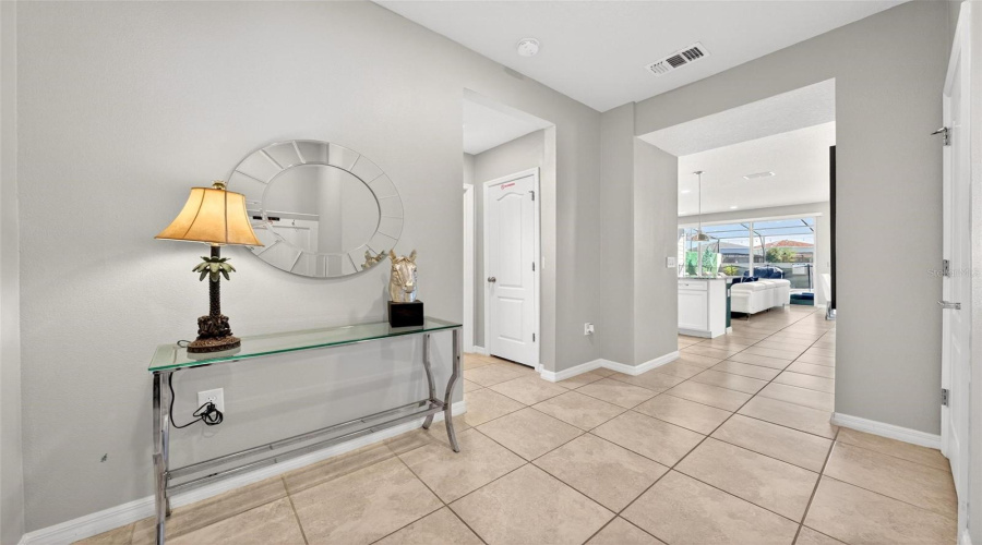 DAVENPORT, Florida 33837, 5 Bedrooms Bedrooms, ,4 BathroomsBathrooms,Residential,For Sale,OAK SPRING,0,MFRO6373223