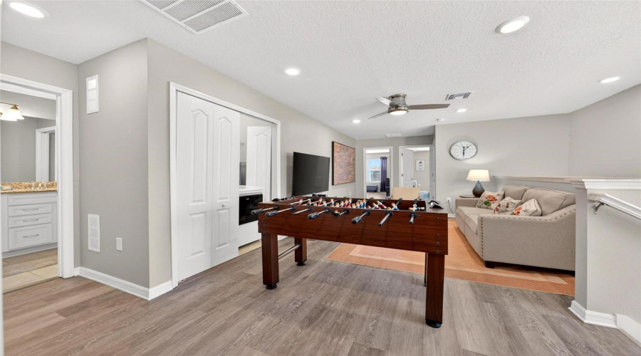 DAVENPORT, Florida 33837, 5 Bedrooms Bedrooms, ,4 BathroomsBathrooms,Residential,For Sale,OAK SPRING,0,MFRO6373223