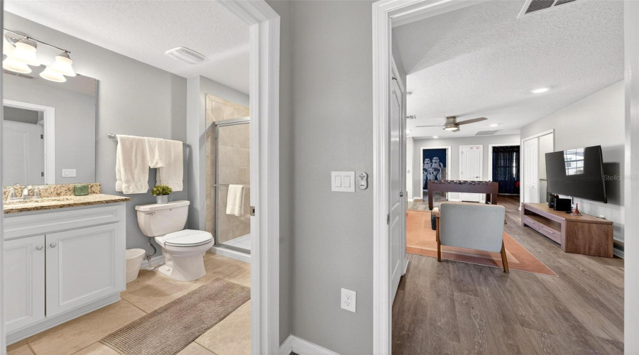DAVENPORT, Florida 33837, 5 Bedrooms Bedrooms, ,4 BathroomsBathrooms,Residential,For Sale,OAK SPRING,0,MFRO6373223