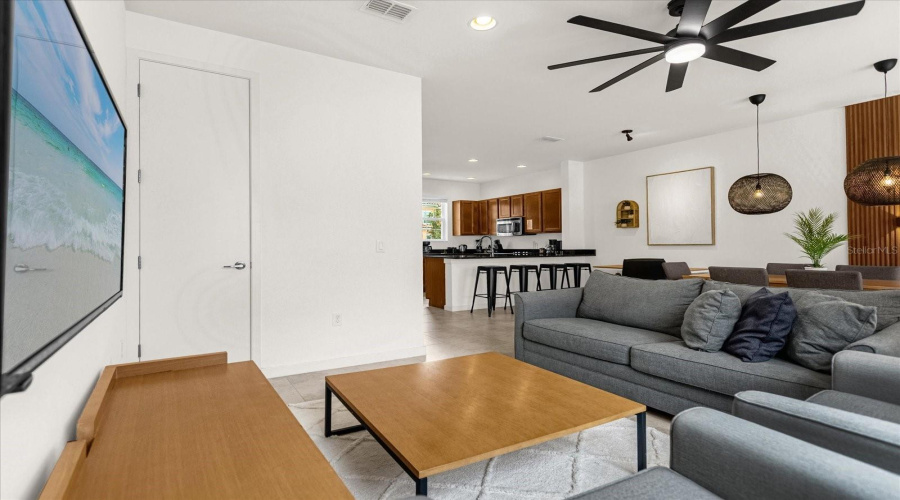 KISSIMMEE, Florida 34746, 2 Bedrooms Bedrooms, ,2 BathroomsBathrooms,Residential,For Sale,CORVETTE,0,MFRS5141294