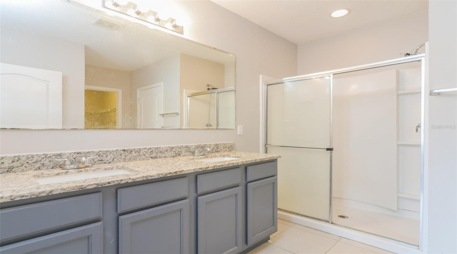 DAVENPORT, Florida 33896, 4 Bedrooms Bedrooms, ,2 BathroomsBathrooms,Residential,For Sale,SEQUOIA,0,MFRO6424431