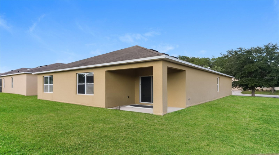 DAVENPORT, Florida 33896, 4 Bedrooms Bedrooms, ,2 BathroomsBathrooms,Residential,For Sale,SEQUOIA,0,MFRO6424431
