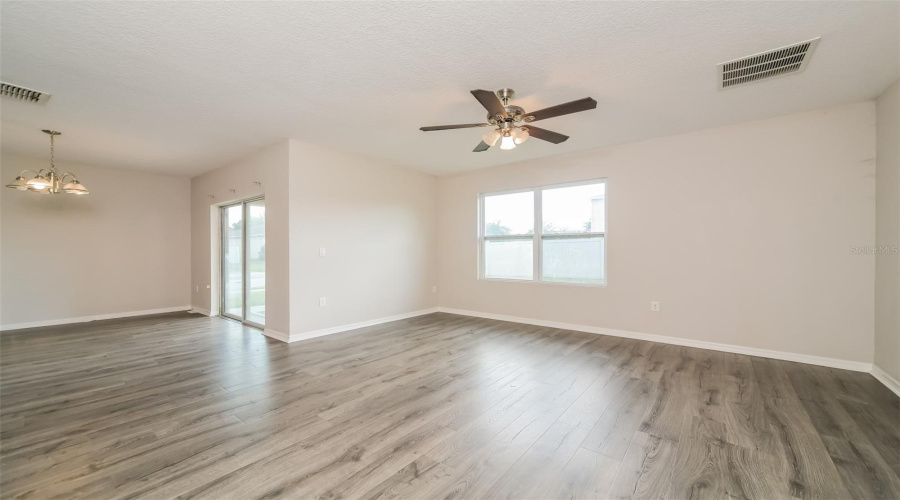 DAVENPORT, Florida 33896, 4 Bedrooms Bedrooms, ,2 BathroomsBathrooms,Residential,For Sale,SEQUOIA,0,MFRO6424431
