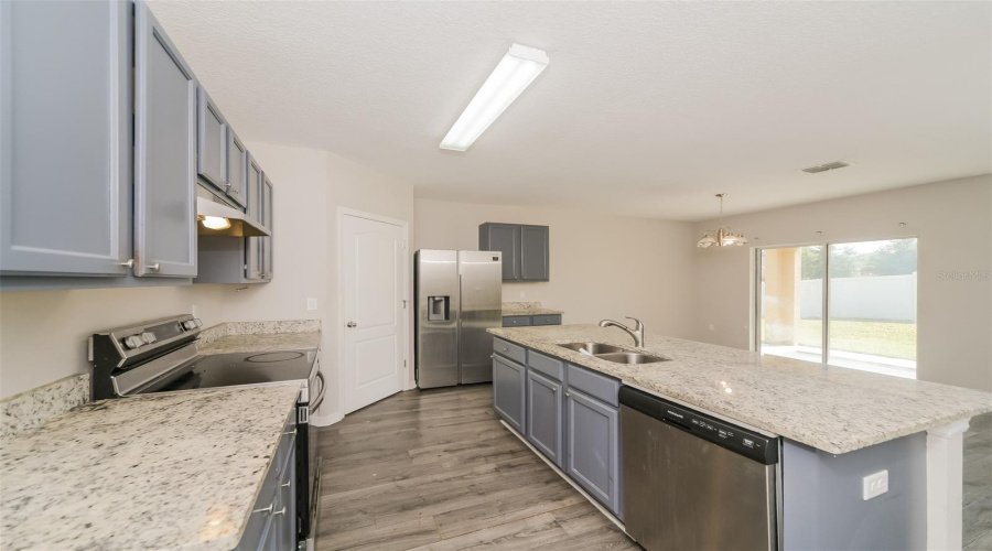 DAVENPORT, Florida 33896, 4 Bedrooms Bedrooms, ,2 BathroomsBathrooms,Residential,For Sale,SEQUOIA,0,MFRO6424431