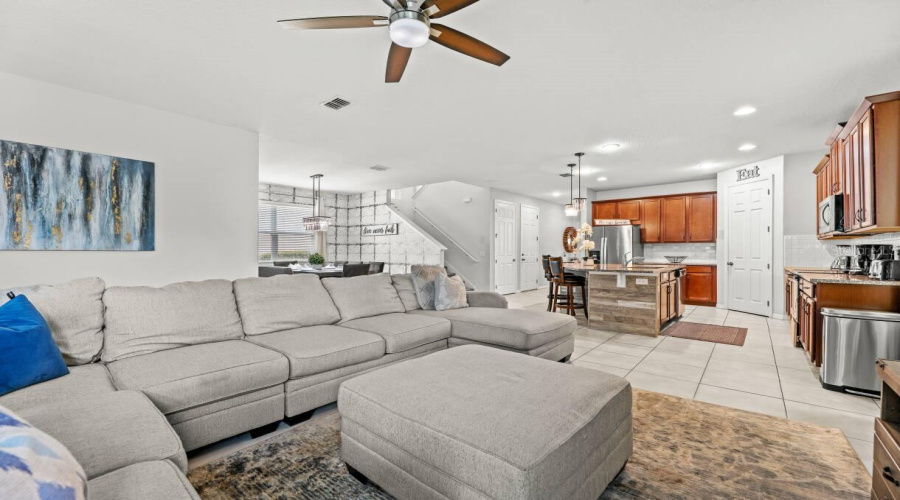 KISSIMMEE, Florida 34747, 5 Bedrooms Bedrooms, ,5 BathroomsBathrooms,Residential,For Sale,SANDY PARK,0,MFRS5153572