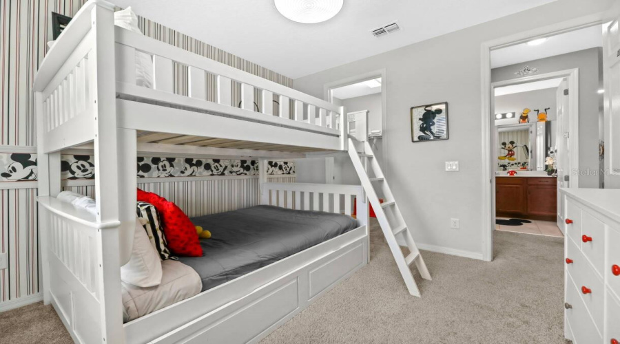 KISSIMMEE, Florida 34747, 5 Bedrooms Bedrooms, ,5 BathroomsBathrooms,Residential,For Sale,SANDY PARK,0,MFRS5153572
