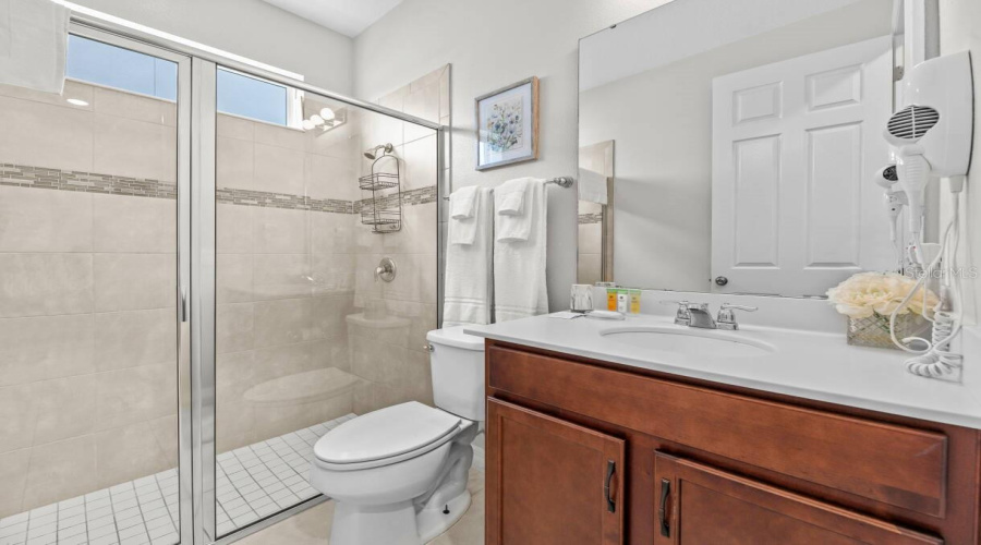 KISSIMMEE, Florida 34747, 5 Bedrooms Bedrooms, ,5 BathroomsBathrooms,Residential,For Sale,SANDY PARK,0,MFRS5153572