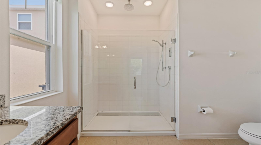 DAVENPORT, Florida 33837, 4 Bedrooms Bedrooms, ,2 BathroomsBathrooms,Residential,For Sale,SWAN SWIM,0,MFRS5153206