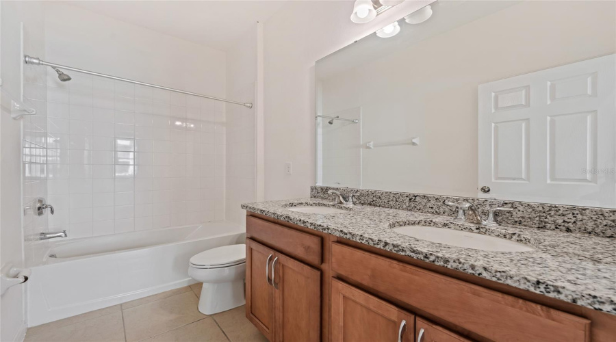 DAVENPORT, Florida 33837, 4 Bedrooms Bedrooms, ,2 BathroomsBathrooms,Residential,For Sale,SWAN SWIM,0,MFRS5153206