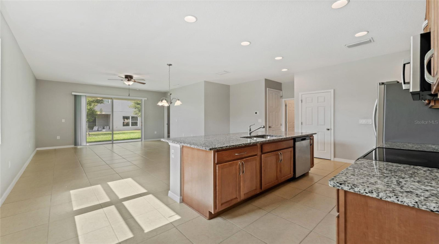 DAVENPORT, Florida 33837, 4 Bedrooms Bedrooms, ,2 BathroomsBathrooms,Residential,For Sale,SWAN SWIM,0,MFRS5153206