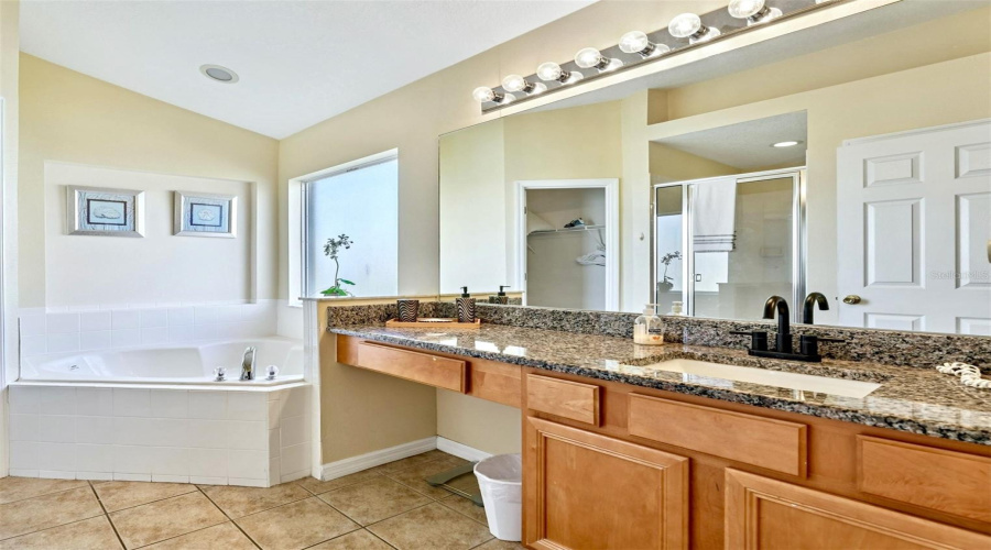 KISSIMMEE, Florida 34746, 5 Bedrooms Bedrooms, ,3 BathroomsBathrooms,Residential,For Sale,HIDEAWAY BEACH,0,MFRO6372170