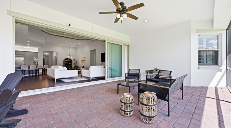 ORLANDO, Florida 32836, 4 Bedrooms Bedrooms, ,2 BathroomsBathrooms,Residential,For Sale,ROYAL CYPRESS,0,MFRO6424516